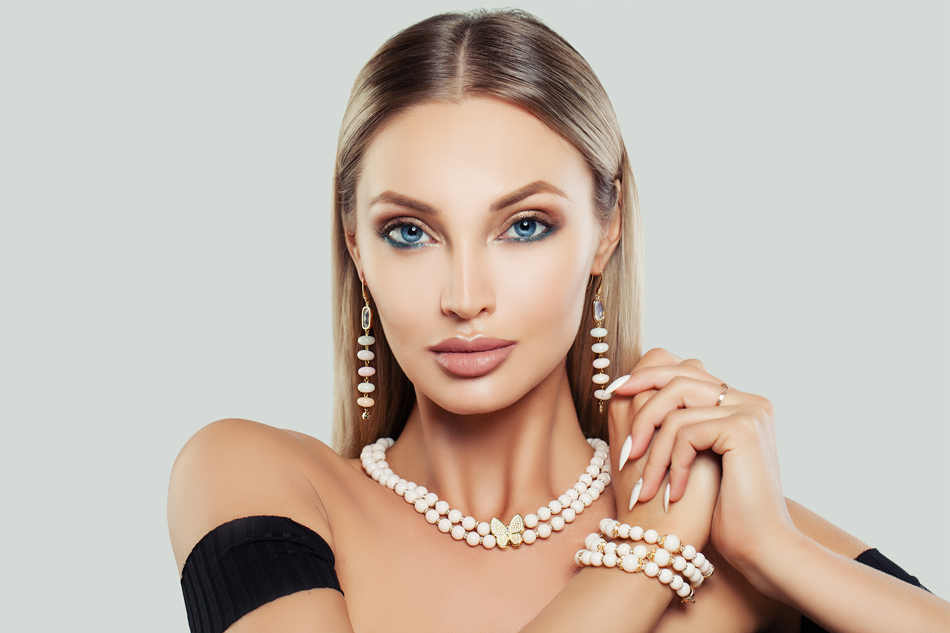 híbrido Absay Belicoso Joyas con perlas, un clásico eterno que nunca pasa de moda | VALORUM