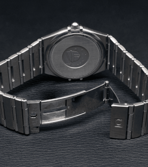 Omega Constellation trasera